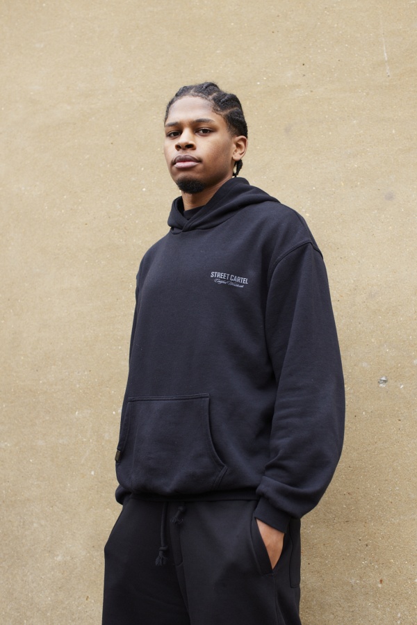 Jenny Lewis Dylan Law Dylan Law
Commissioned for I_D