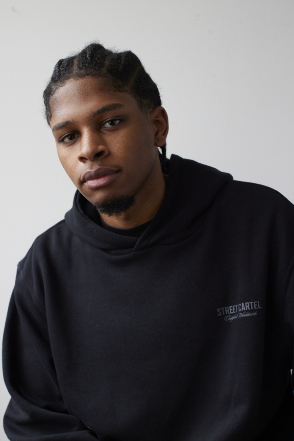 Jenny Lewis Dylan Law Dylan Law
Commissioned for I_D